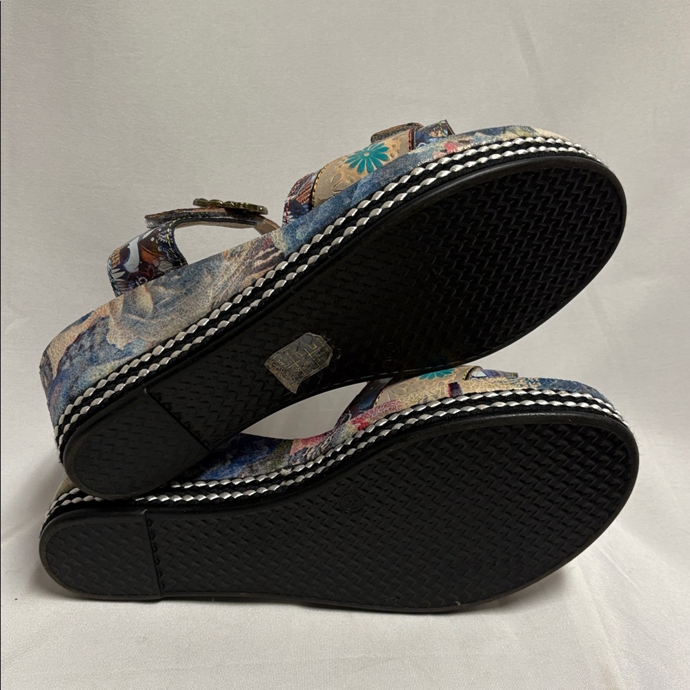 L'artiste Spring Step Flavour Leather Wedge Sandal Gray Floral Size 39/8.5 - Picture 6 of 7